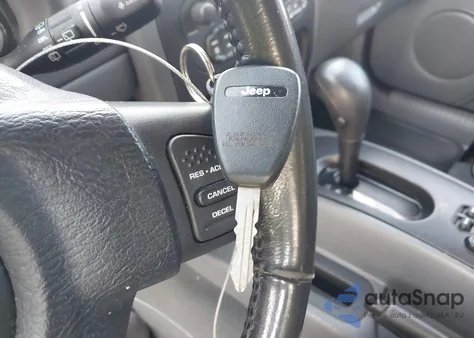 2005 Jeep Liberty Sport z USA, uszkodzony, nr VIN 1J4GK48K85W533993